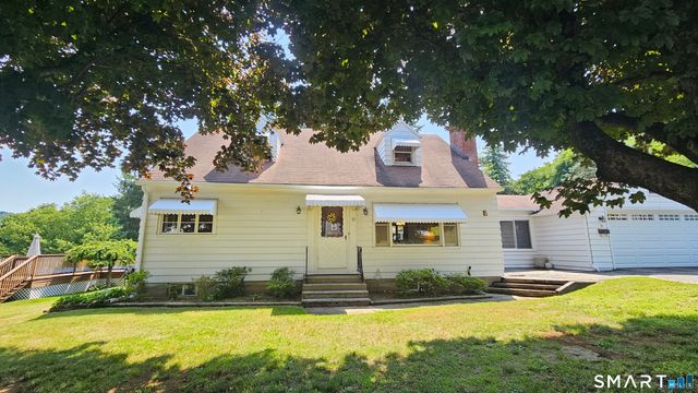 31 Holly Street, Waterbury, CT 06706