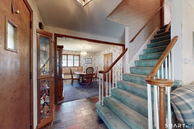 31 Holly Street, Waterbury, CT 06706
