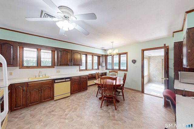 31 Holly Street, Waterbury, CT 06706