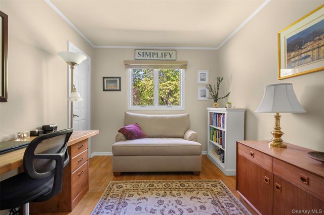 180 Radcliff Drive, East Norwich, NY 11732