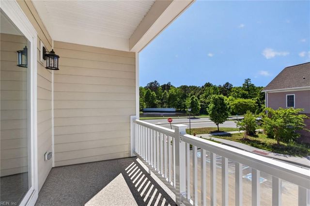 615 Commonwealth DR, Yorktown, VA 23693