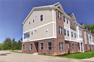 615 Commonwealth DR, Yorktown, VA 23693