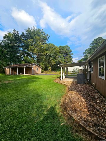 11312 Vine St, Shannon Hills, AR 72103