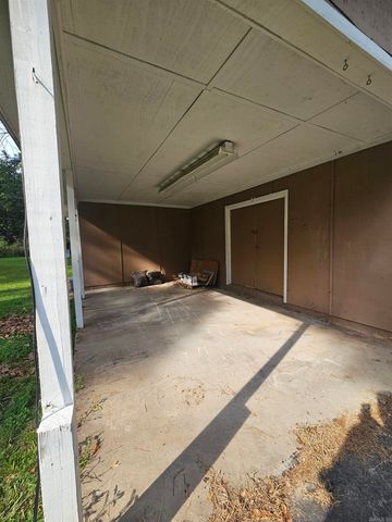 11312 Vine St, Shannon Hills, AR 72103