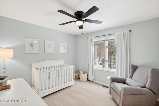 807 Saint Annes Drive, Holland, OH 43528