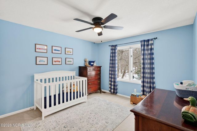 807 Saint Annes Drive, Holland, OH 43528