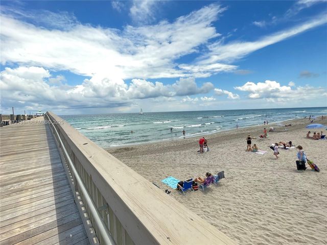 3033 Berkshire B 3033 3033, Deerfield Beach, FL 33442