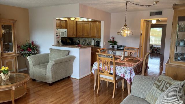 3033 Berkshire B 3033 3033, Deerfield Beach, FL 33442