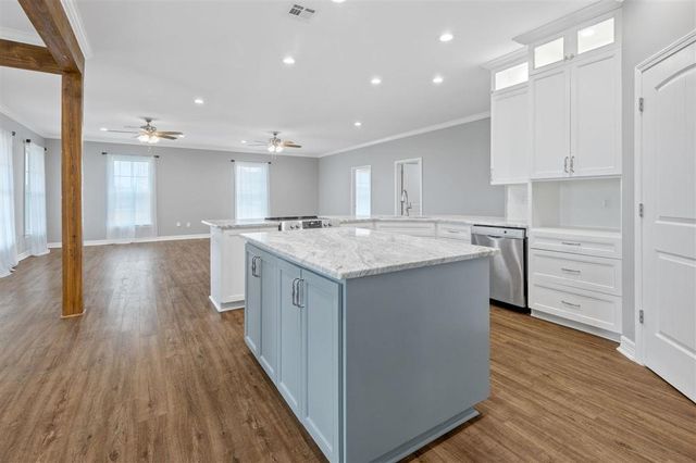 3468 Waterlily Cove, Lake Charles, LA 70607