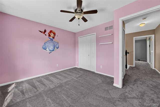 2711 Greenlawn Avenue, Commerce Twp, MI 48382