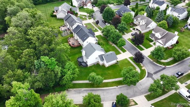 2711 Greenlawn Avenue, Commerce Twp, MI 48382