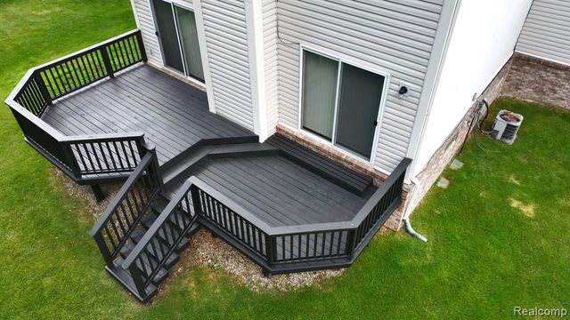 2711 Greenlawn Avenue, Commerce Twp, MI 48382