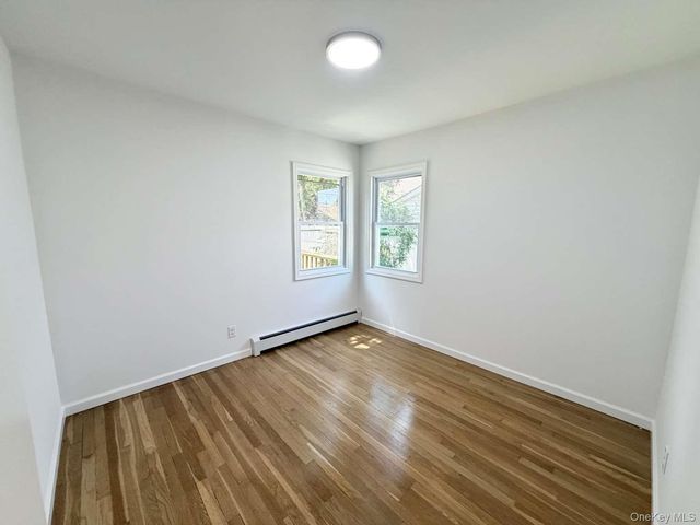 135 Barwick Boulevard, Mineola, NY 11501