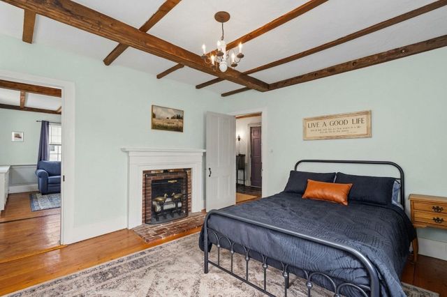 7 Bennington Road, Hancock, NH 03449