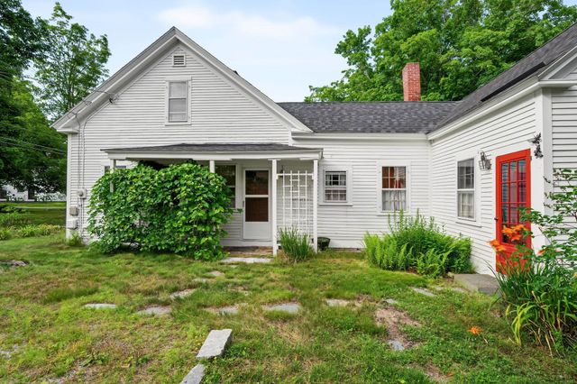7 Bennington Road, Hancock, NH 03449