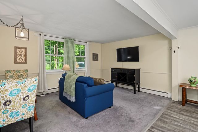 7 Bennington Road, Hancock, NH 03449