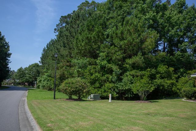 131 Waterhall Dr., Murrells Inlet, SC 29576