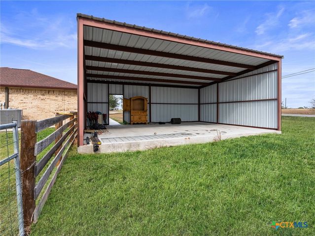 782 Santa Clara Loop, Marion, TX 78124