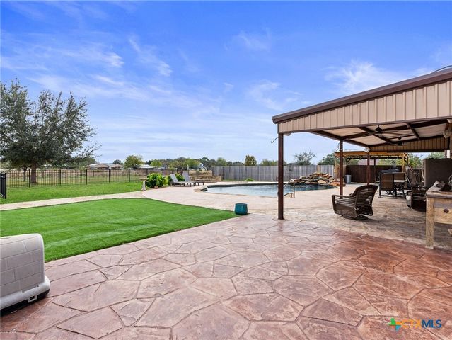 782 Santa Clara Loop, Marion, TX 78124