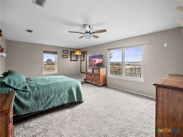 782 Santa Clara Loop, Marion, TX 78124