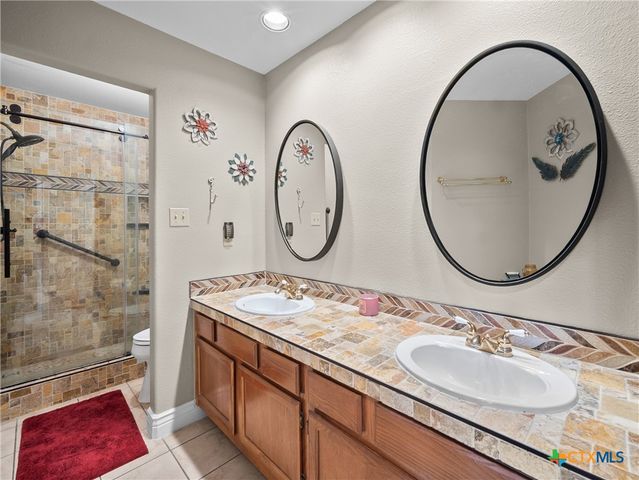 782 Santa Clara Loop, Marion, TX 78124