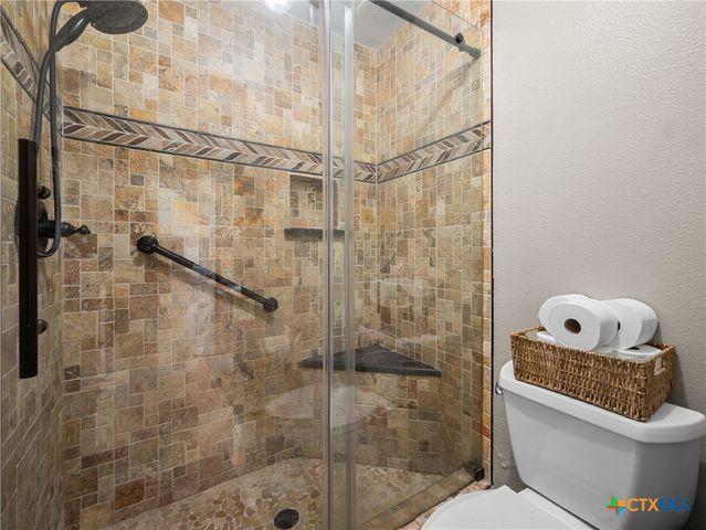 782 Santa Clara Loop, Marion, TX 78124