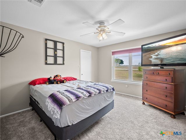 782 Santa Clara Loop, Marion, TX 78124