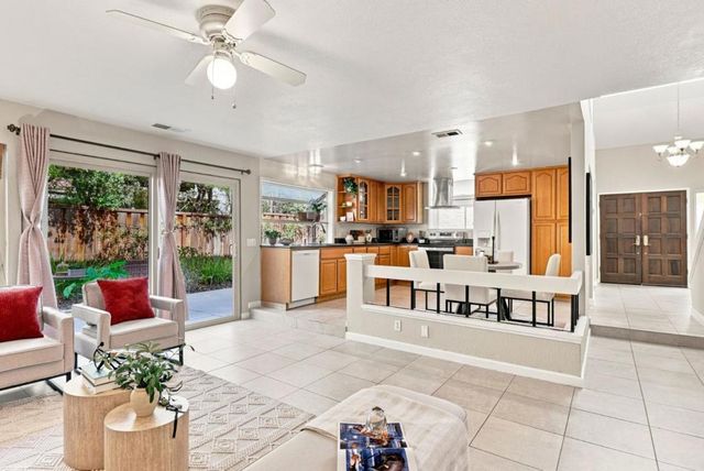 26 Lido Circle, Redwood City, CA 94065