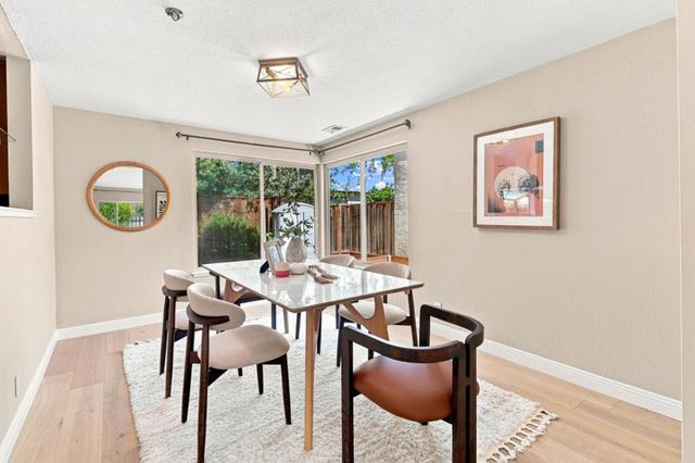 26 Lido Circle, Redwood City, CA 94065