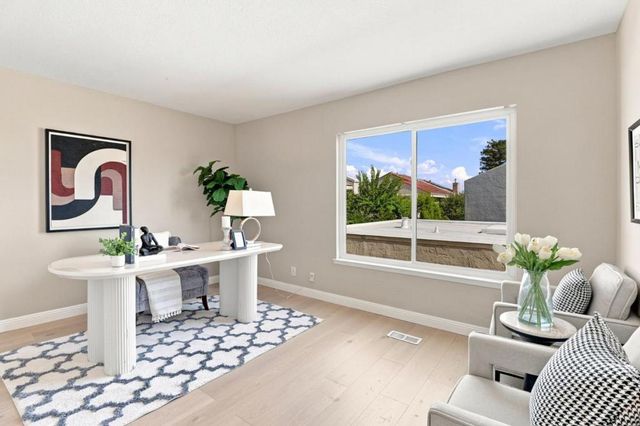26 Lido Circle, Redwood City, CA 94065