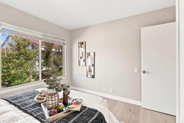 26 Lido Circle, Redwood City, CA 94065