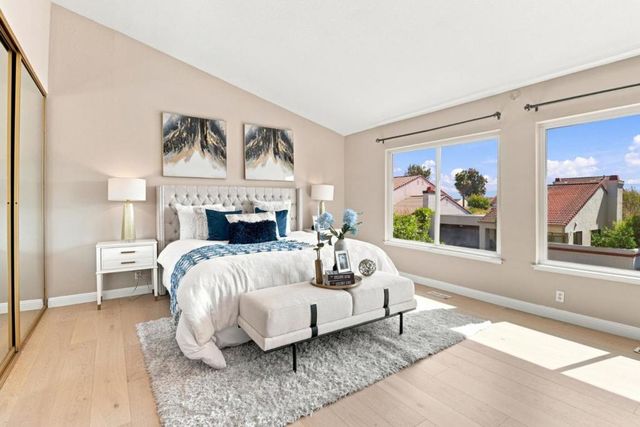 26 Lido Circle, Redwood City, CA 94065