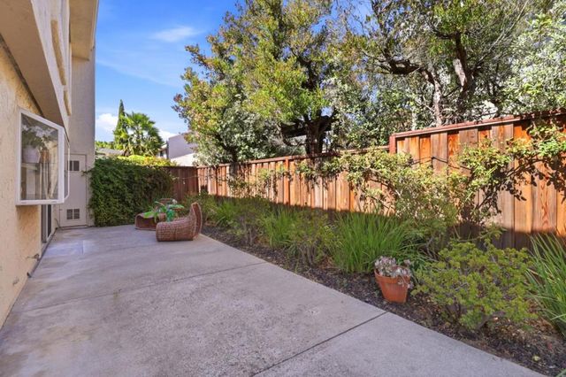 26 Lido Circle, Redwood City, CA 94065