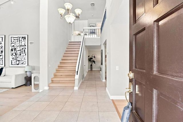 26 Lido Circle, Redwood City, CA 94065