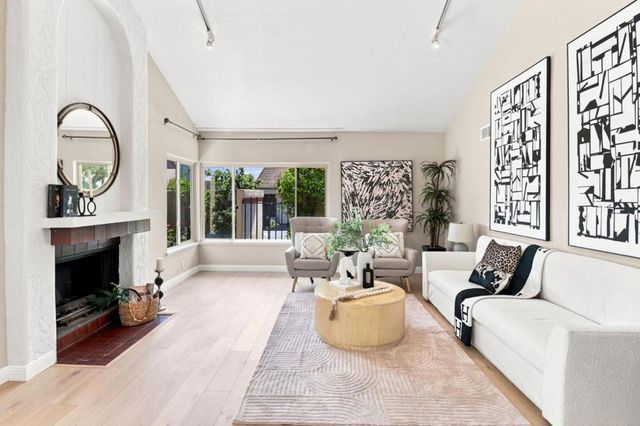26 Lido Circle, Redwood City, CA 94065