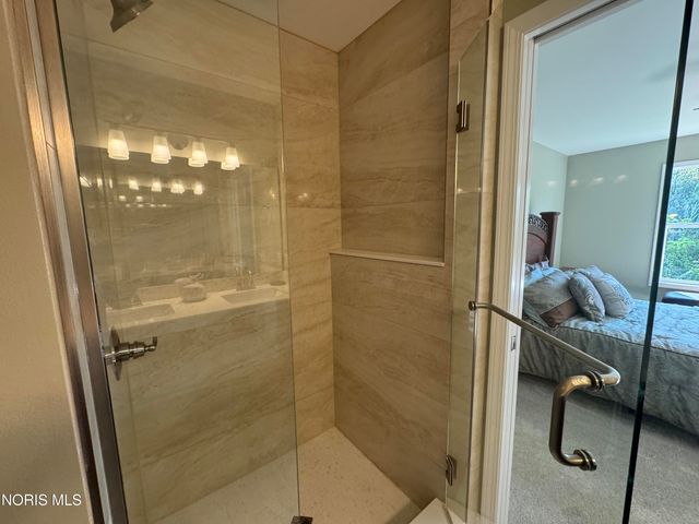 1053 Plum Grove Lane, Toledo, OH 43615