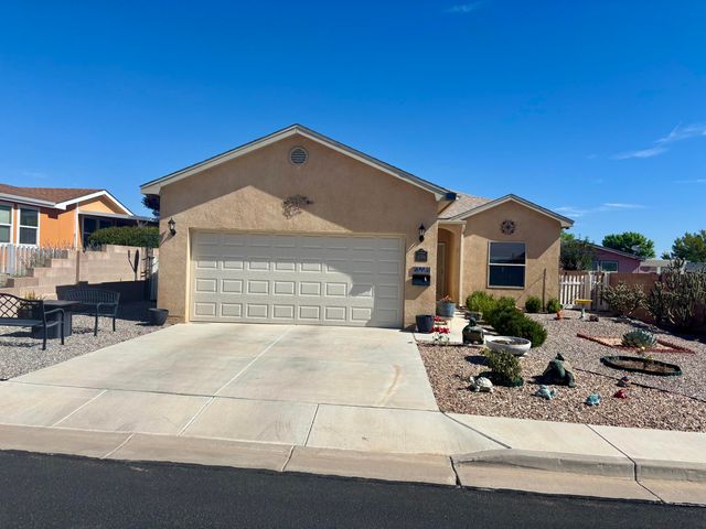 308 Sunrise Bluffs Drive, Belen, NM 87002