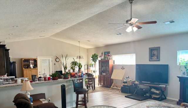 308 Sunrise Bluffs Drive, Belen, NM 87002