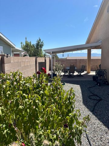308 Sunrise Bluffs Drive, Belen, NM 87002