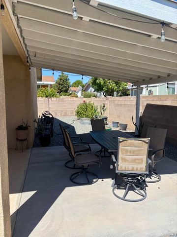 308 Sunrise Bluffs Drive, Belen, NM 87002