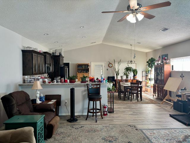 308 Sunrise Bluffs Drive, Belen, NM 87002