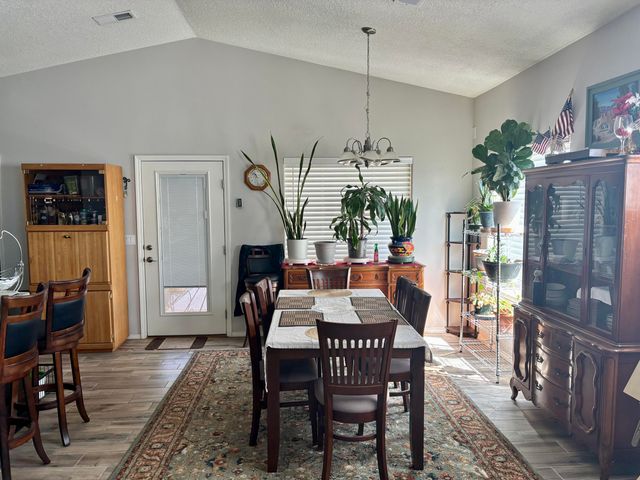 308 Sunrise Bluffs Drive, Belen, NM 87002