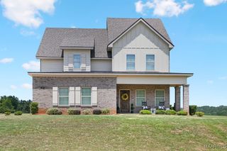 13 Riverhills Drive, Tallassee, AL 36078