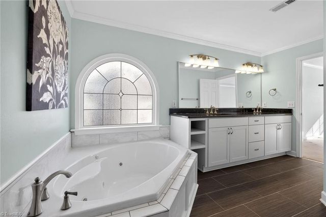 5133 Rockmont Court, Winston-salem, NC 27104