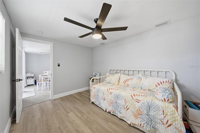 1446 WEYFORD LANE, Holiday, FL 34691