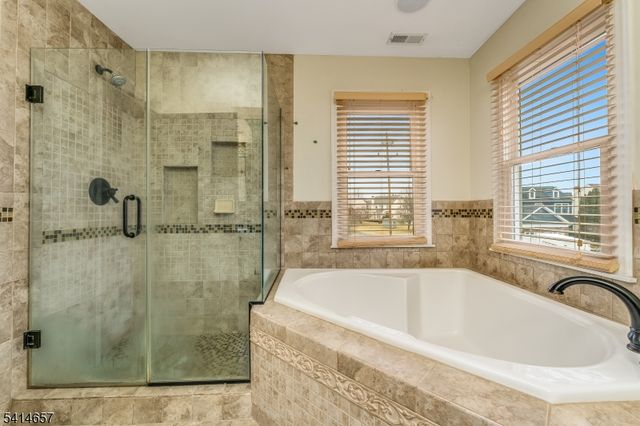 1212 Burrows Drive, Greenwich Twp., NJ 08886