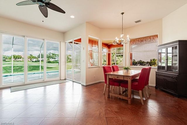 2252 Heritage Greens DR, Naples, FL 34119