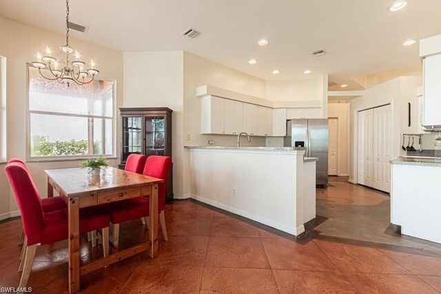 2252 Heritage Greens DR, Naples, FL 34119