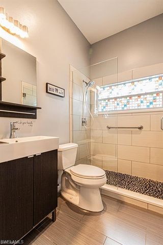 2252 Heritage Greens DR, Naples, FL 34119