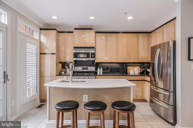 12147 CHANCERY STATION CIRCLE, Reston, VA 20190